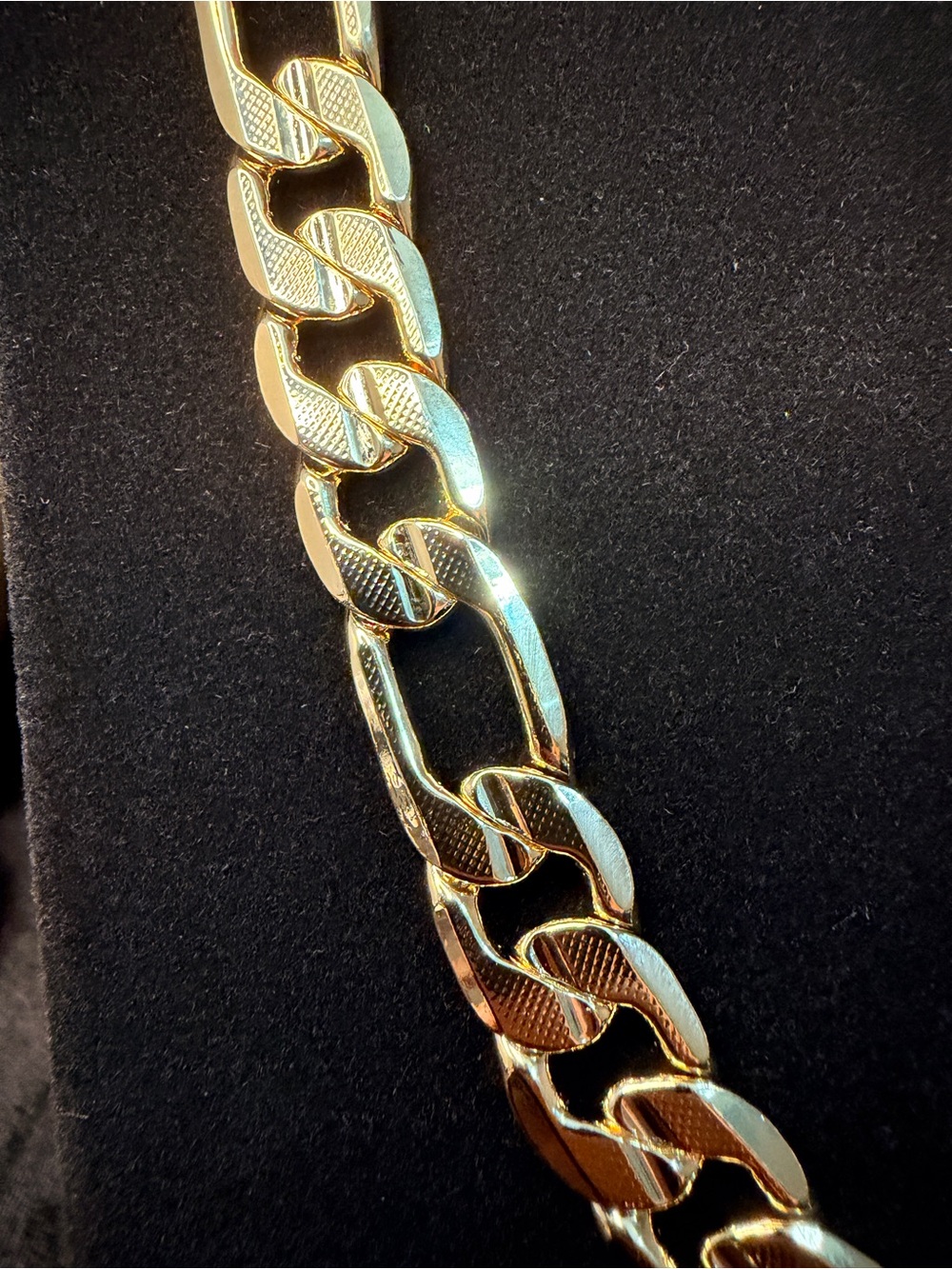 Diamond Cut Figaro 20in 12MM 14K Stamped Gold Filled Necklace BRAND NEW